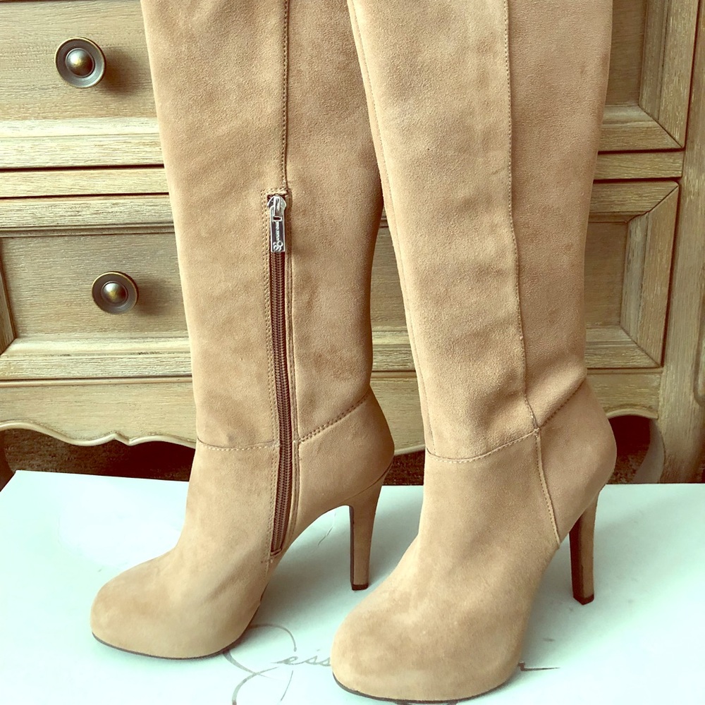 Jessica Simpson 6.5 under knee suede boots